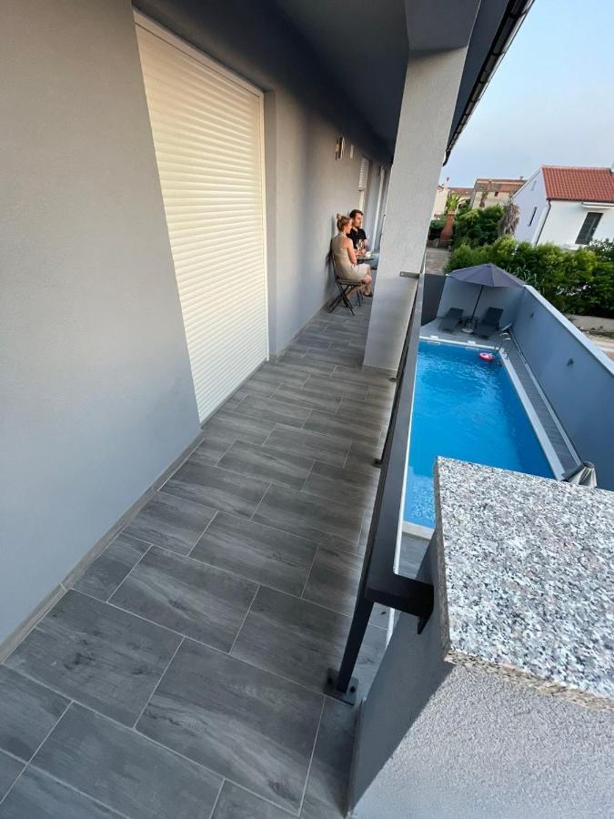 Villa Maleo เมดูลิน ภายนอก รูปภาพ