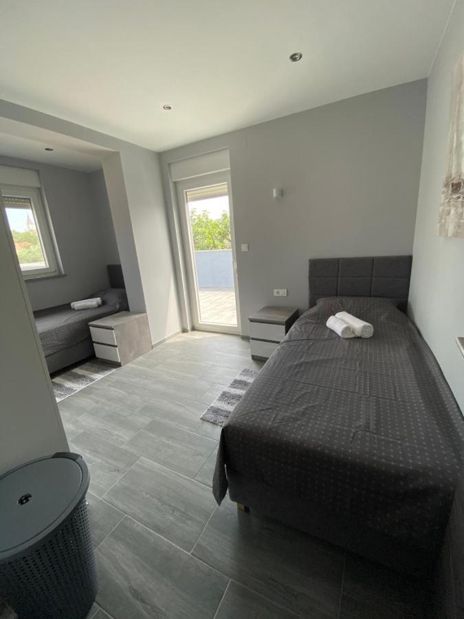 Villa Maleo เมดูลิน ภายนอก รูปภาพ