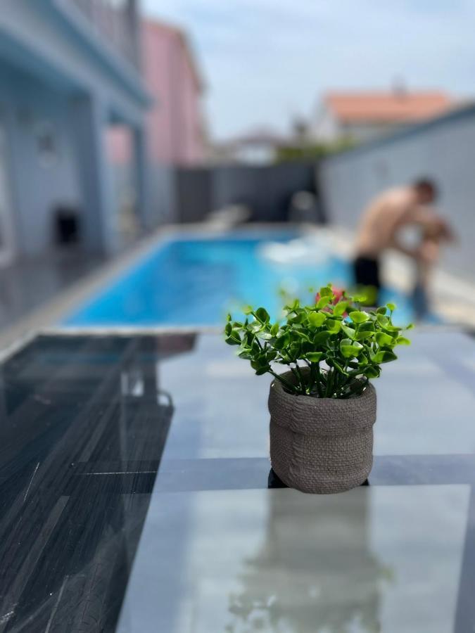 Villa Maleo เมดูลิน ภายนอก รูปภาพ