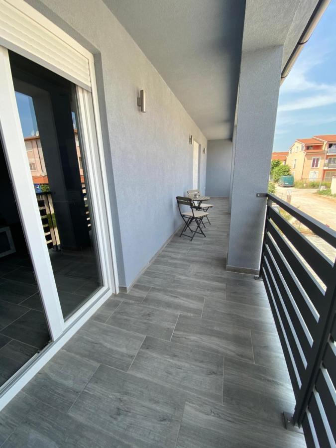 Villa Maleo เมดูลิน ภายนอก รูปภาพ